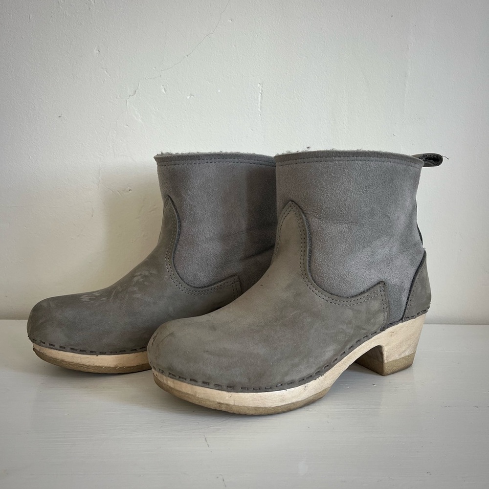 No. 6 Pull on Shearling Clog Boot